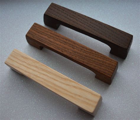 wooden handles for kitchen cupboards